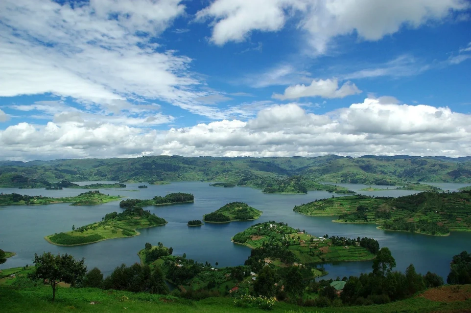 A scenic view of Lake Bunyonyi in Uganda Lake Bunyonyi tour